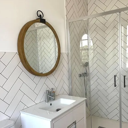 Casa And Company - Azorean Boutique House - Unique Heritage Near Ocean Santa Cruz da Graciosa