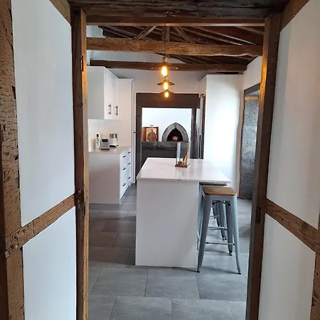 Bed & Breakfast Casa And Company - Azorean Boutique House Santa Cruz da Graciosa