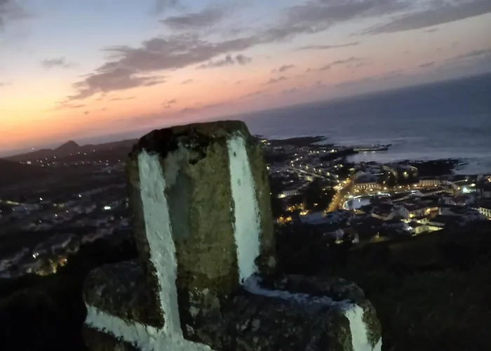Casa And Company - Azorean Boutique House - Unique Heritage Near Ocean 5*