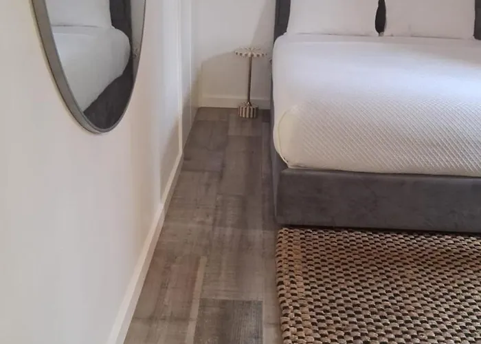 Casa And Company - Azorean Boutique House - Unique Heritage Near Ocean לינה וארוחת בוקר סנטה קרוז דה גרסיוזה