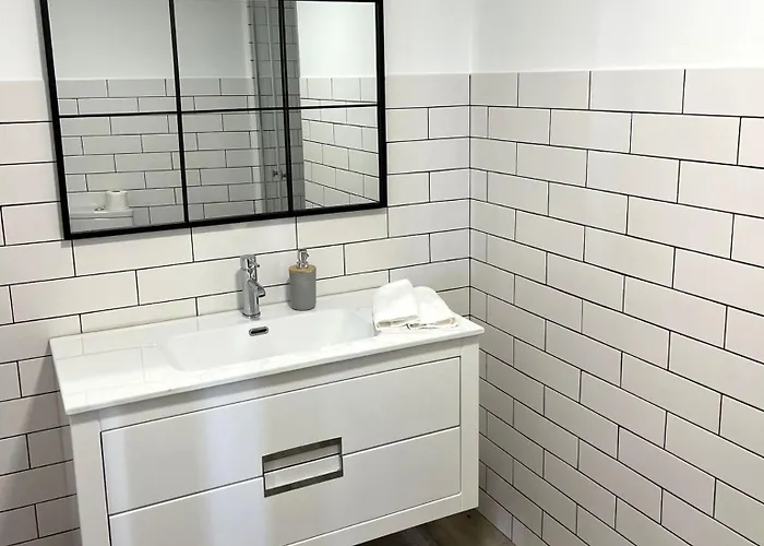 לינה וארוחת בוקר Casa And Company - Azorean Boutique House - Unique Heritage Near Ocean